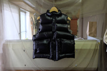 画像をギャラリービューアに読み込む, LOBS " C1 Outback Down Vest "