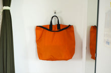 画像をギャラリービューアに読み込む, Kaili " Bow " Orange