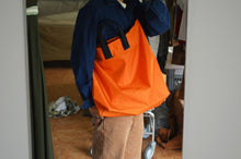 画像をギャラリービューアに読み込む, Kaili " Bow " Orange