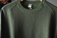 画像をギャラリービューアに読み込む, Ends and Means " Crew Neck Sweat " Dark Green