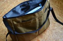 画像をギャラリービューアに読み込む, Kaili " Lazy School Bag "