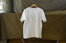 画像をギャラリービューアに読み込む, Ends and Means " Hieroglyph t/s " White