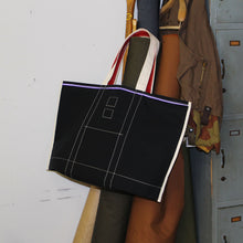 画像をギャラリービューアに読み込む, LOBS &quot; C4 Night and Tote ver1.5 &quot; Made by This is a(n)
