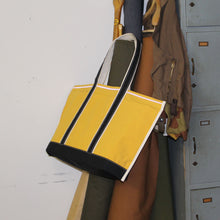 画像をギャラリービューアに読み込む, LOBS &quot; C4 Night and Tote ver3.0 Made by This is a(n) &quot;
