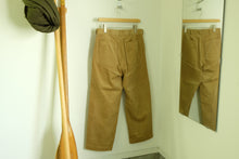 画像をギャラリービューアに読み込む, LOBS &quot; C2 Corduroy Trousers &quot;
