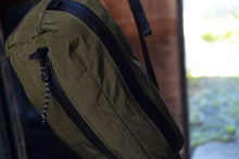 画像をギャラリービューアに読み込む, Ends and Means &quot; Waist Pouch &quot; Olive
