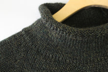 画像をギャラリービューアに読み込む, Ends and Means &quot; Roll Neck Knit &quot; Mix Green
